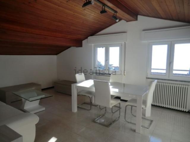 Appartamento in affitto a Gravedona ed Uniti, Gravedona