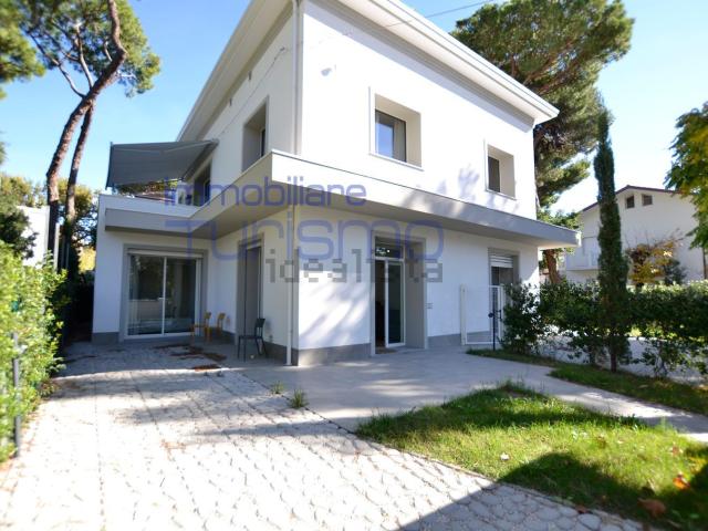 Appartamento in affitto a Abissinia, Riccione