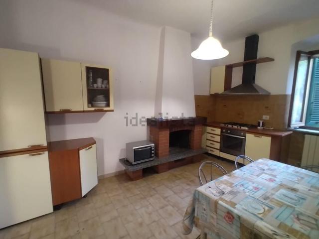Appartamento in affitto a Sant'Antonio, Carrara