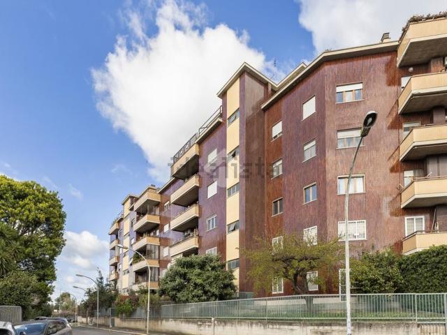 Appartamento in affitto a Municipio Roma IX, Roma Capitale