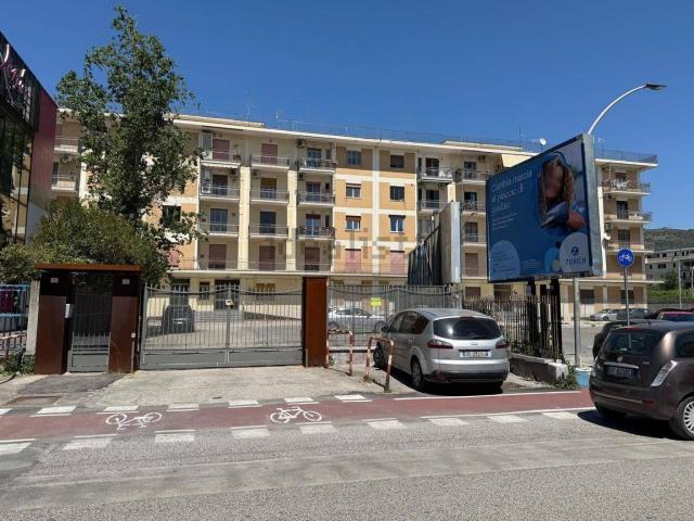 Appartamento in affitto a Caserta, Campania