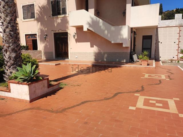Appartamento in affitto a Merì, Sicilia