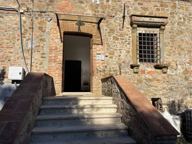 Appartamento in affitto a Radda in Chianti, Siena