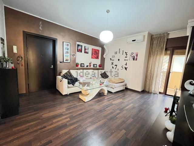 Appartamento in affitto a Le Case, Quarto