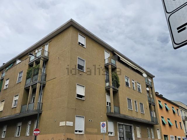 Appartamento in affitto a Municipio 7, Milano