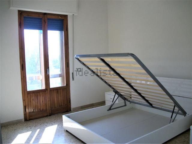 Appartamento in affitto a Centro Direzionale, Prato