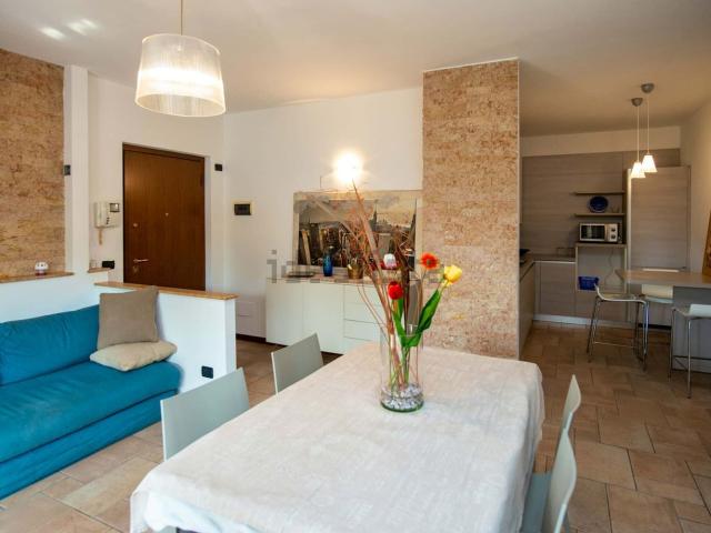 Appartamento in affitto a Ovest, Brenzone