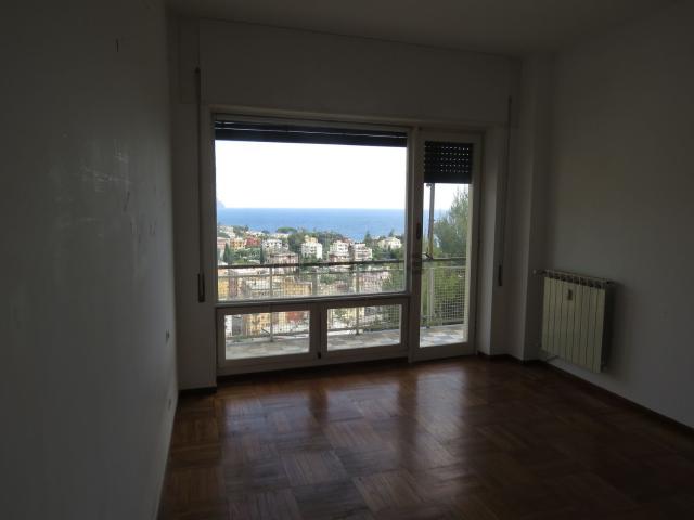 Appartamento in affitto a Levante, Serra Riccò