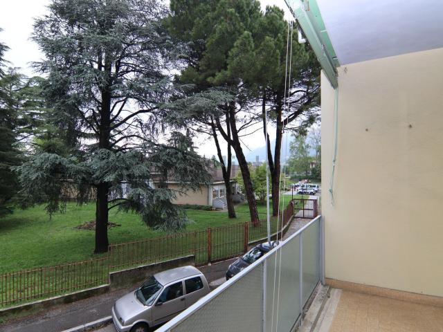 Appartamento in affitto a Sagnino, Como