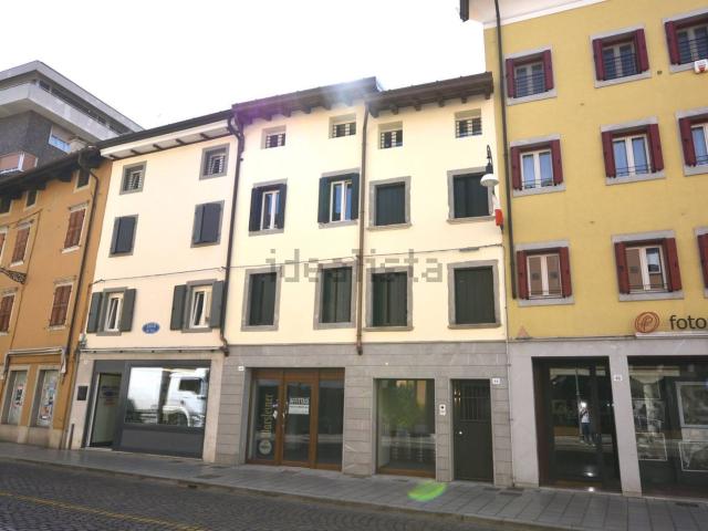 Appartamento in affitto a Borgo Poscolle, Reana Del Roiale