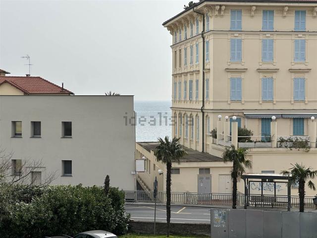 Appartamento in affitto a Spotorno, Liguria