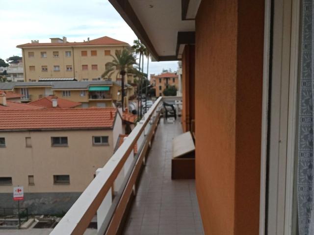 Appartamento in affitto a Bordighera, Liguria