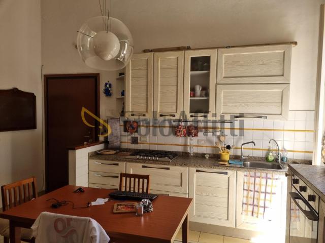 Appartamento in affitto a Quartiere 4, Firenze