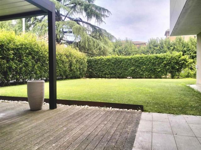 Appartamento in affitto a Zona Sud, Brescia