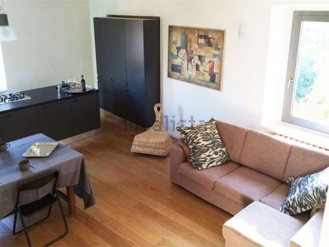 Appartamento in affitto a Sant'Erminio, Cenerente
