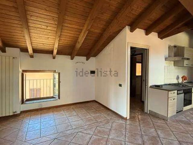 Appartamento in affitto a Abbazia, Sesto Calende