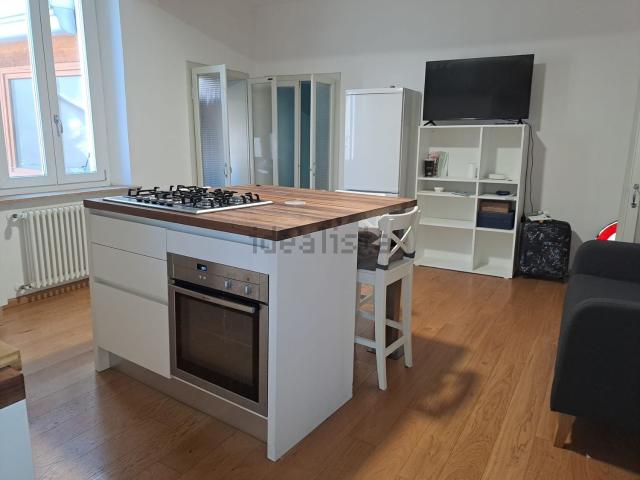 Appartamento in affitto a Parma, Oltretorrente