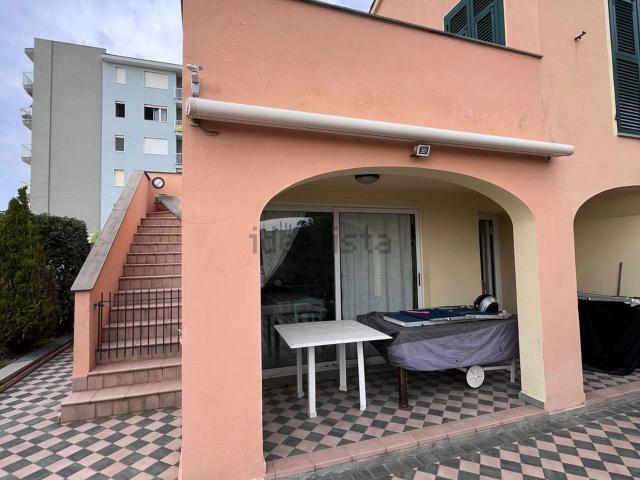 Appartamento in affitto a Vallecrosia, Liguria
