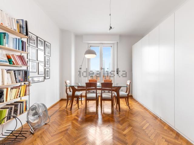 Appartamento in affitto a Municipio 7, Milano