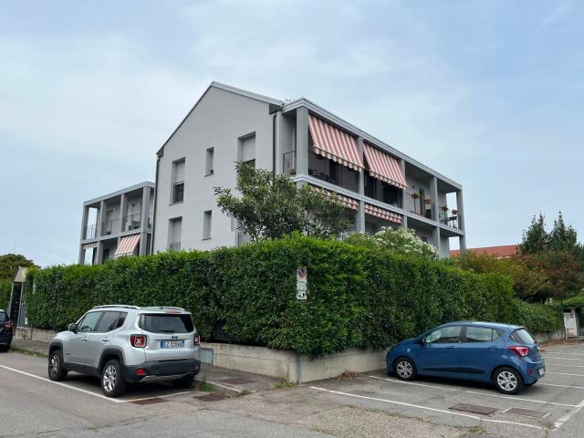 Appartamento in affitto a Lomazzo, Lombardia