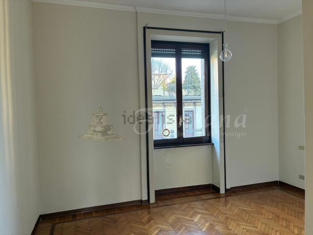 Appartamento in affitto a Municipio 1, Milano