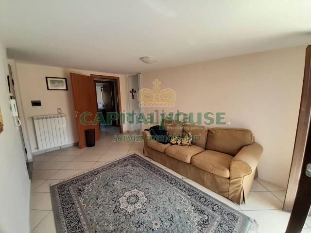 Appartamento in affitto a Castel Morrone, Campania