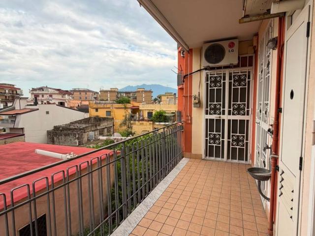 Appartamento in affitto a Pomigliano D'arco, Campania