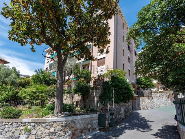 Appartamento in affitto a Quinto al Mare, Genova
