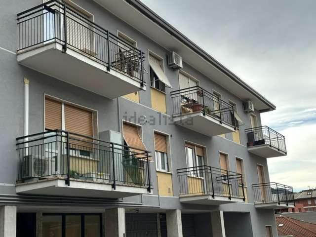 Appartamento in affitto a Caserme, Como