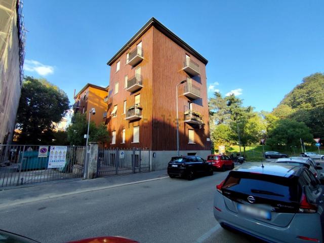 Appartamento in affitto a Municipio 2, Milano