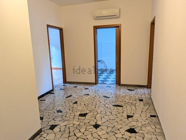 Appartamento in affitto a Sacra Famiglia, Padova