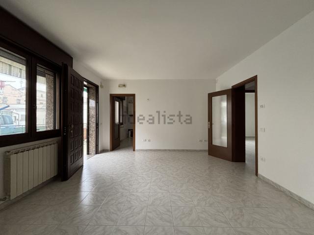 Appartamento in affitto a Taglio Di Po, Veneto