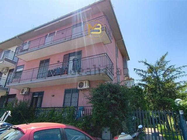 Appartamento in affitto a Aci Sant'antonio, Sicilia