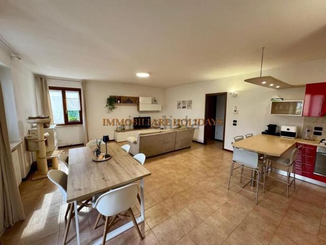 Appartamento in affitto a Castelnuovo del Garda, Verona
