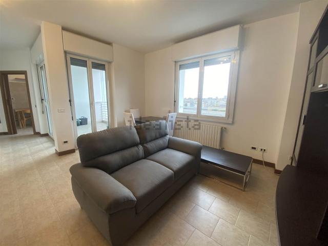 Appartamento in affitto a Municipio 9, Milano