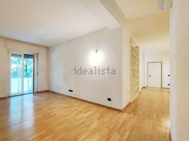 Appartamento in affitto a Municipio 8 di Milano, Milano
