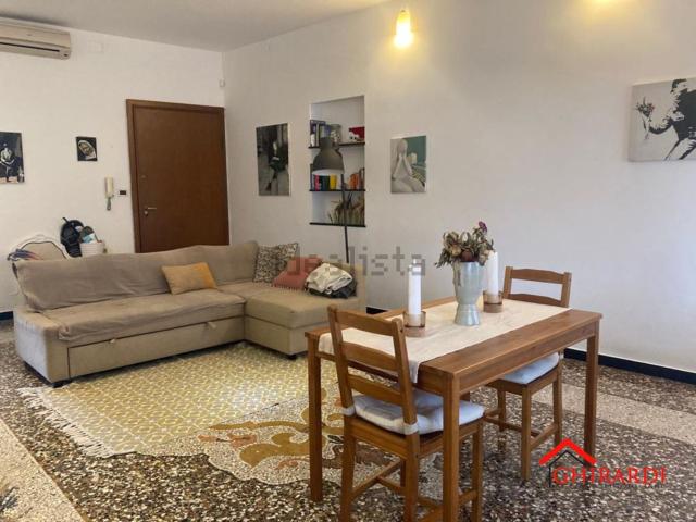 Appartamento in affitto a Medio Ponente, Serra Riccò