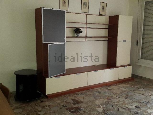 Appartamento in affitto a Porta Castello, Re