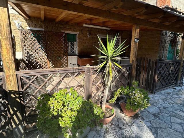 Appartamento in affitto a Lido di Enea, Roma Capitale