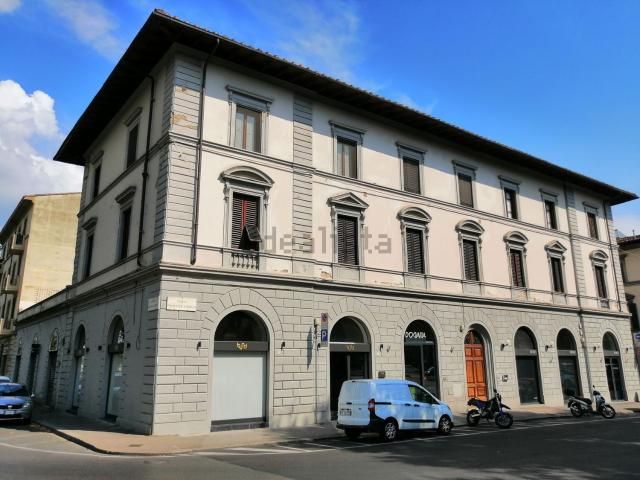 Appartamento in affitto a Quartiere 3, Firenze