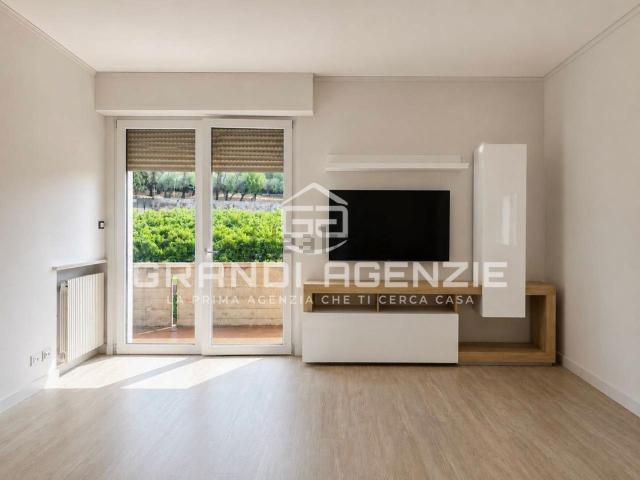 Appartamento in affitto a Quinzano, Brenzone