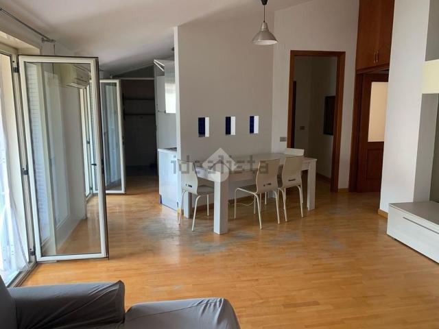 Appartamento in affitto a Caserta, Campania