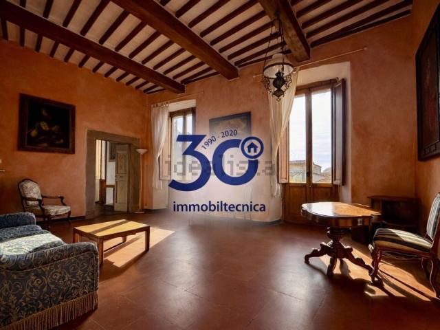 Appartamento in affitto a Palazzo Del Pero, Toscana