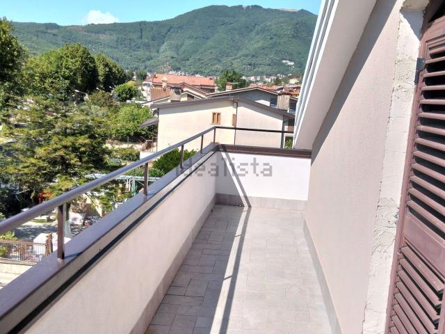 Attico in affitto a Alvanella, Monteforte Irpino