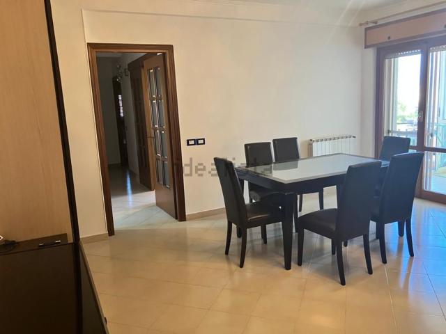 Appartamento in affitto a Nicolosi, Latina