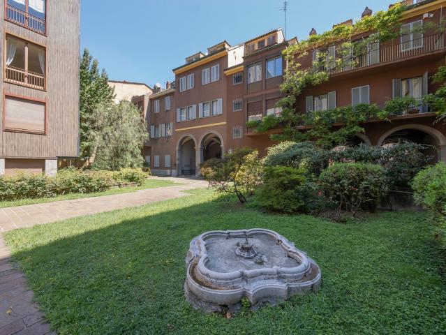 Appartamento in affitto a Municipio 1, Milano