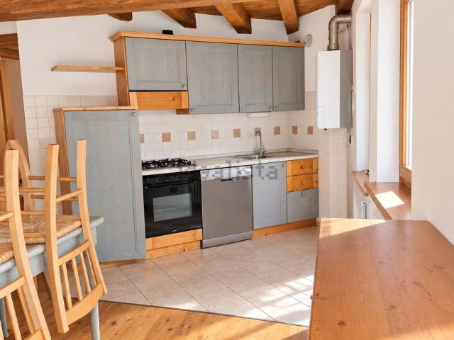 Appartamento in affitto a Borgo Prà, Belluno