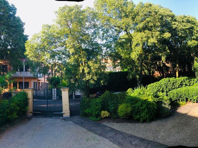 Appartamento in affitto a Centro Storico, Modena