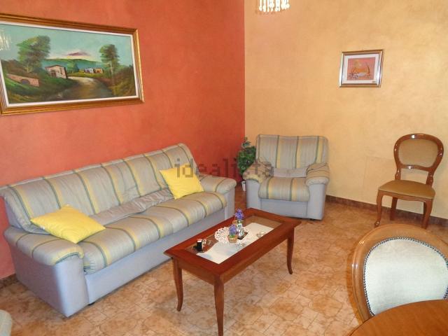 Appartamento in affitto a Bronte, Sicilia