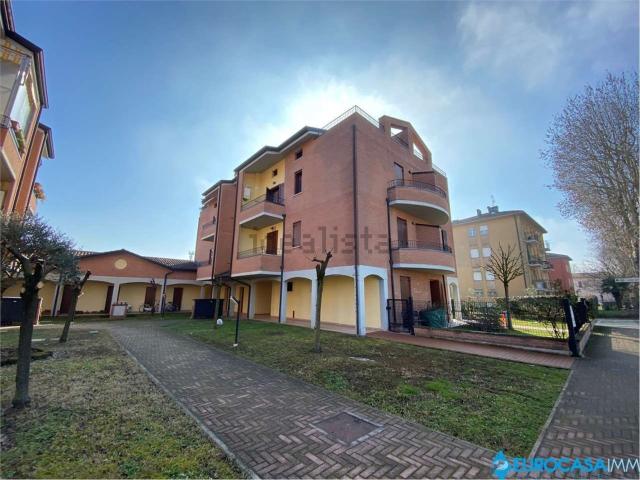 Appartamento in affitto a Unione delle Terre d'Argine, Novi Di Modena